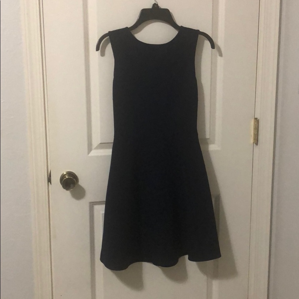 Elegant dress, worn once.